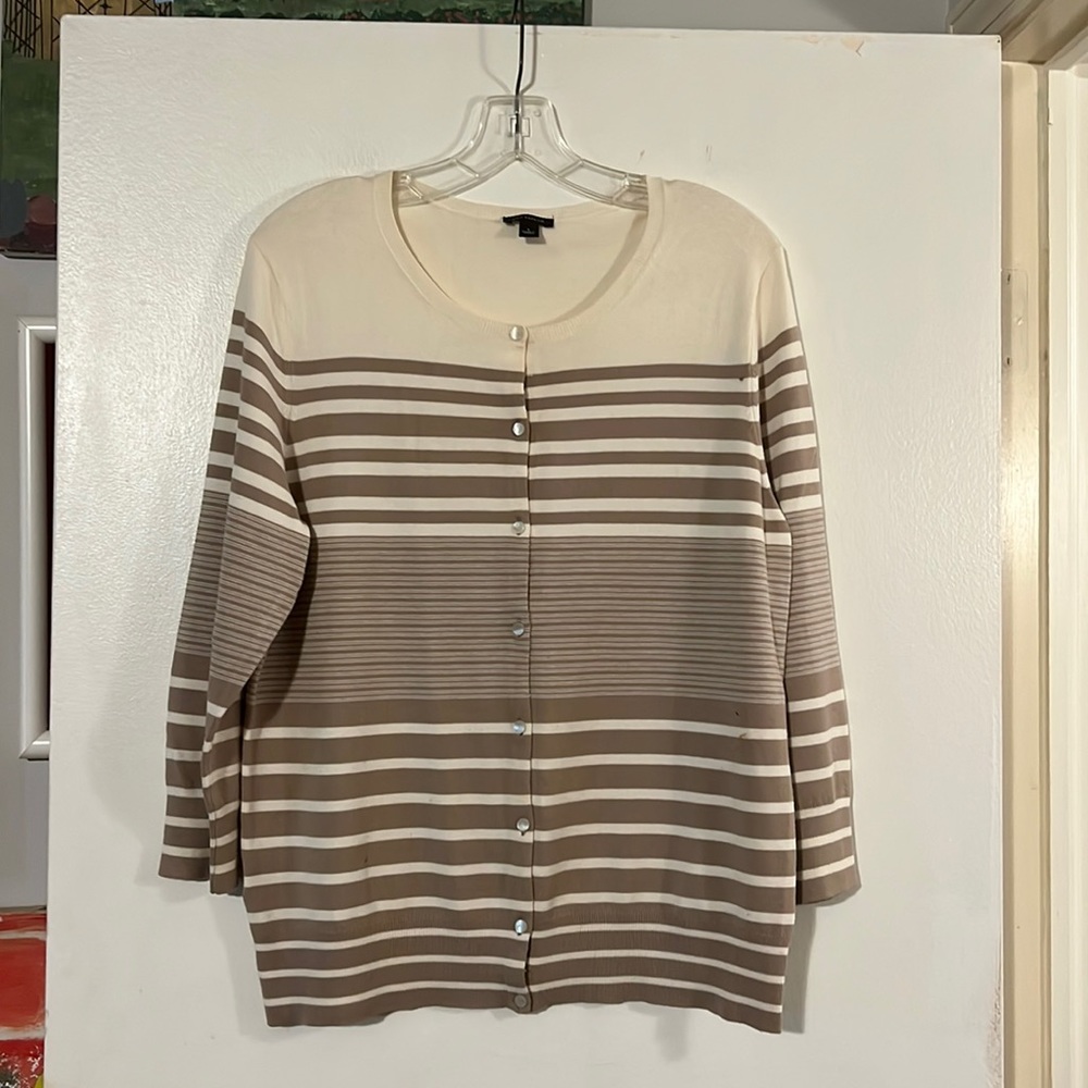 Ann Taylor cream/tan striped cardigan. Super soft and lightweight. 3/4 sleeve